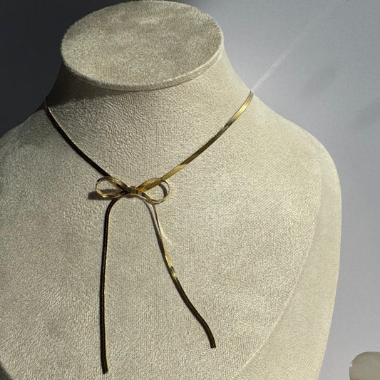 Bow Necklace - Armona jewelry
